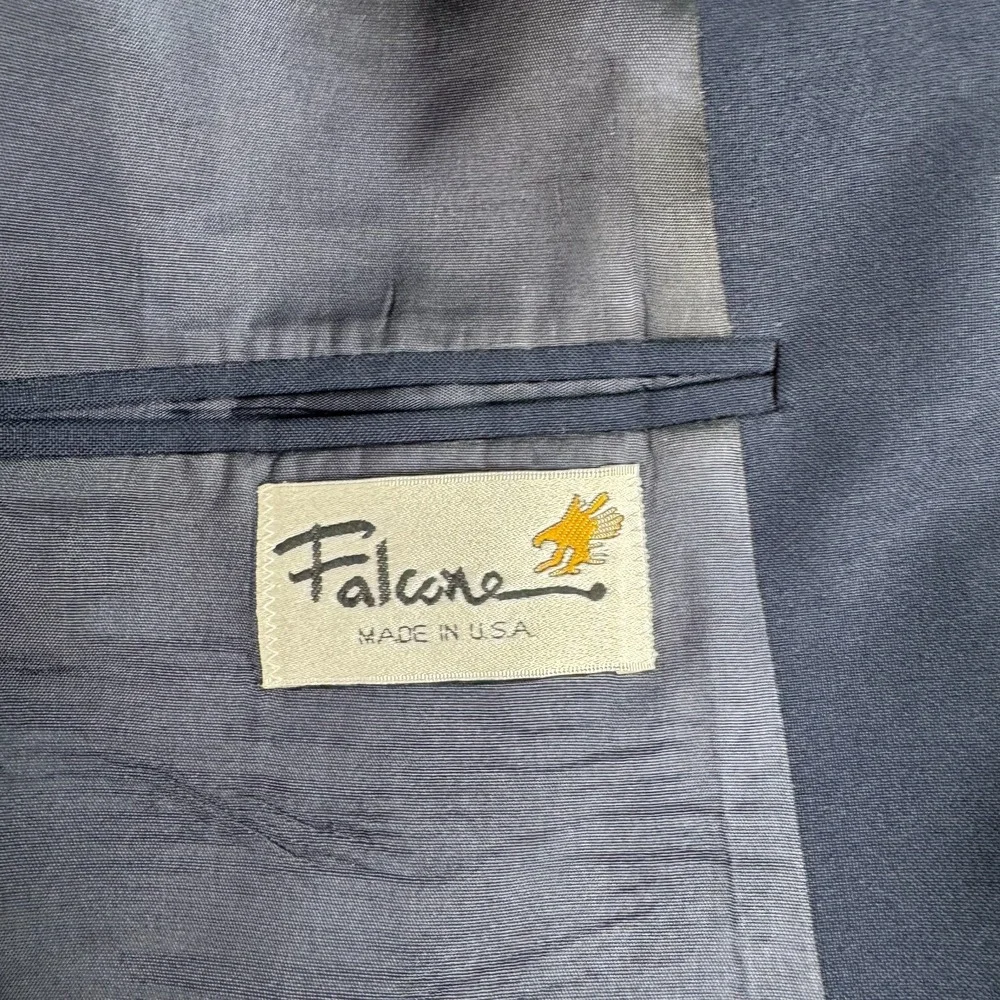 Falcone gianneli suit